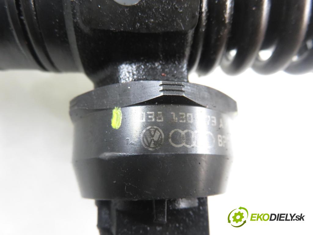 VW PASSAT B5.5 Variant (3B6) KOMBI 2001 96,00 1.9 TDI PD 130 - AVF 1896,00 Vstrekovač 038130073AR ; 0414720214 (Vstrekovač paliva)