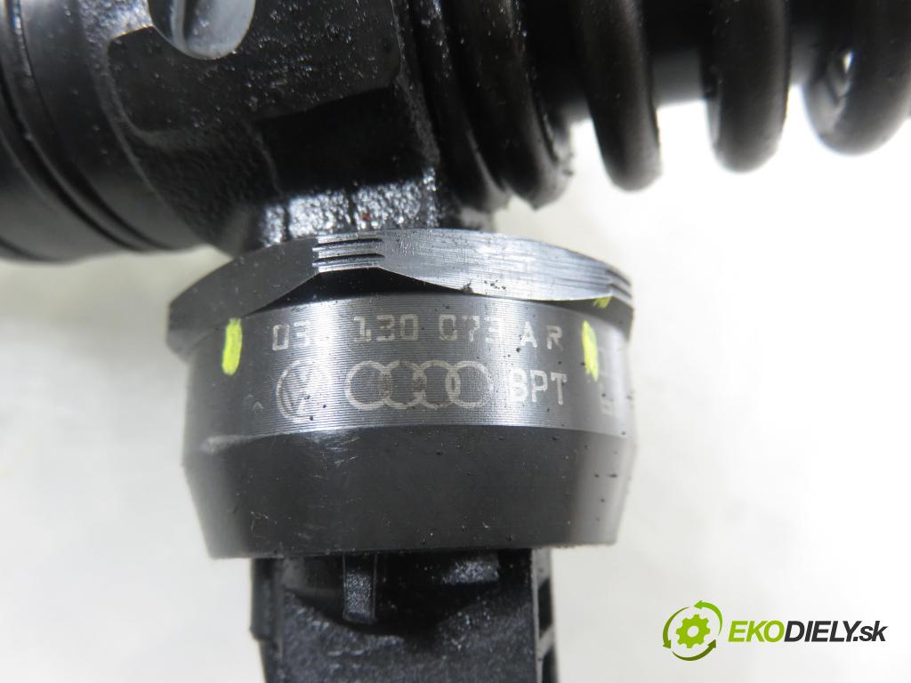 VW PASSAT B5.5 Variant (3B6) KOMBI 2001 96,00 1.9 TDI PD 130 - AVF 1896,00 Vstrekovač 038130073AR ; 0414720214 (Vstrekovač paliva)