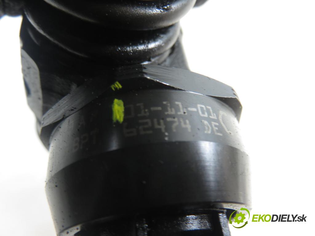 VW PASSAT B5.5 Variant (3B6) KOMBI 2001 96,00 1.9 TDI PD 130 - AVF 1896,00 Vstrekovač 038130073AR ; 0414720214 (Vstrekovač paliva)