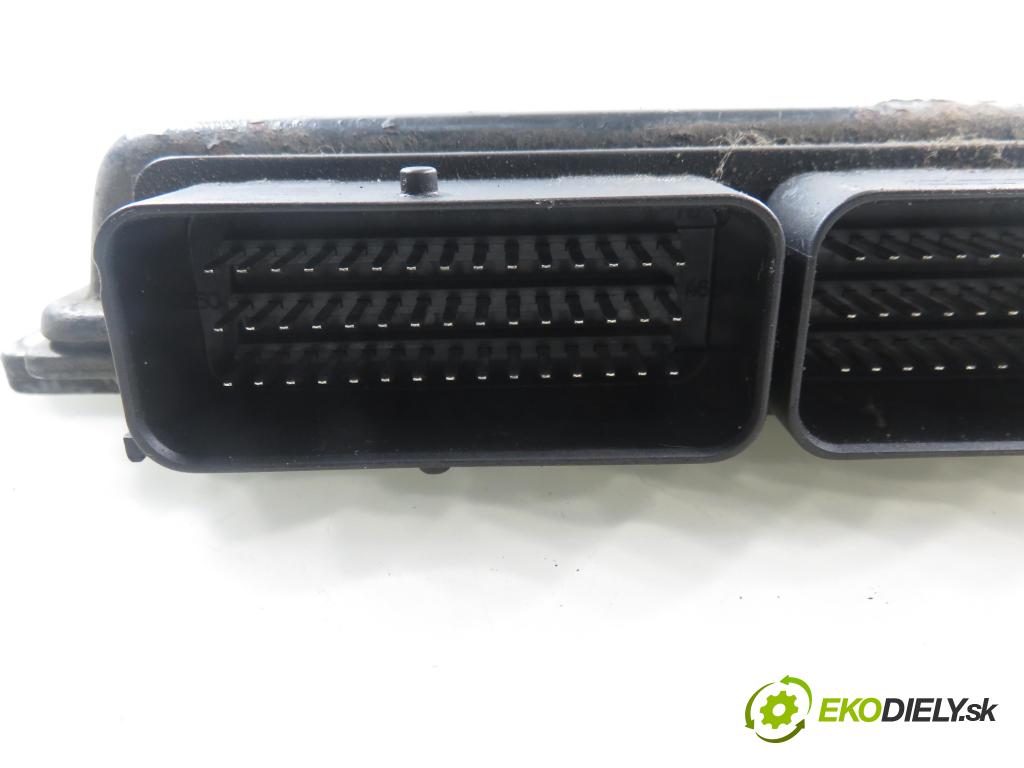 RENAULT CLIO II (BB_, CB_) HB 2000 55,00 1.4 (B/CB0C) - E7J 780 1390,00 Riadiaca jednotka Motor 8200061281 ; 8200044437 ; S110130334A