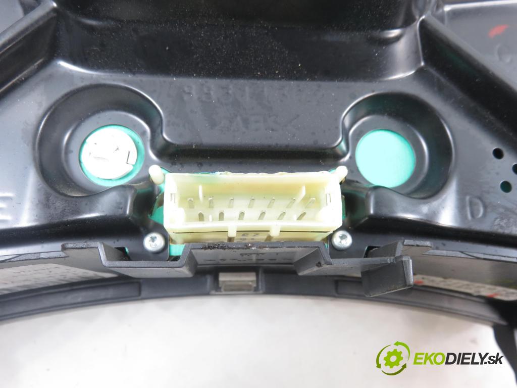 OPEL CORSA C (X01) HB 2002 43,00 1.0 12V 58 - Z 10 XE 973,00 Prístrojovka elektrický 09166813FK