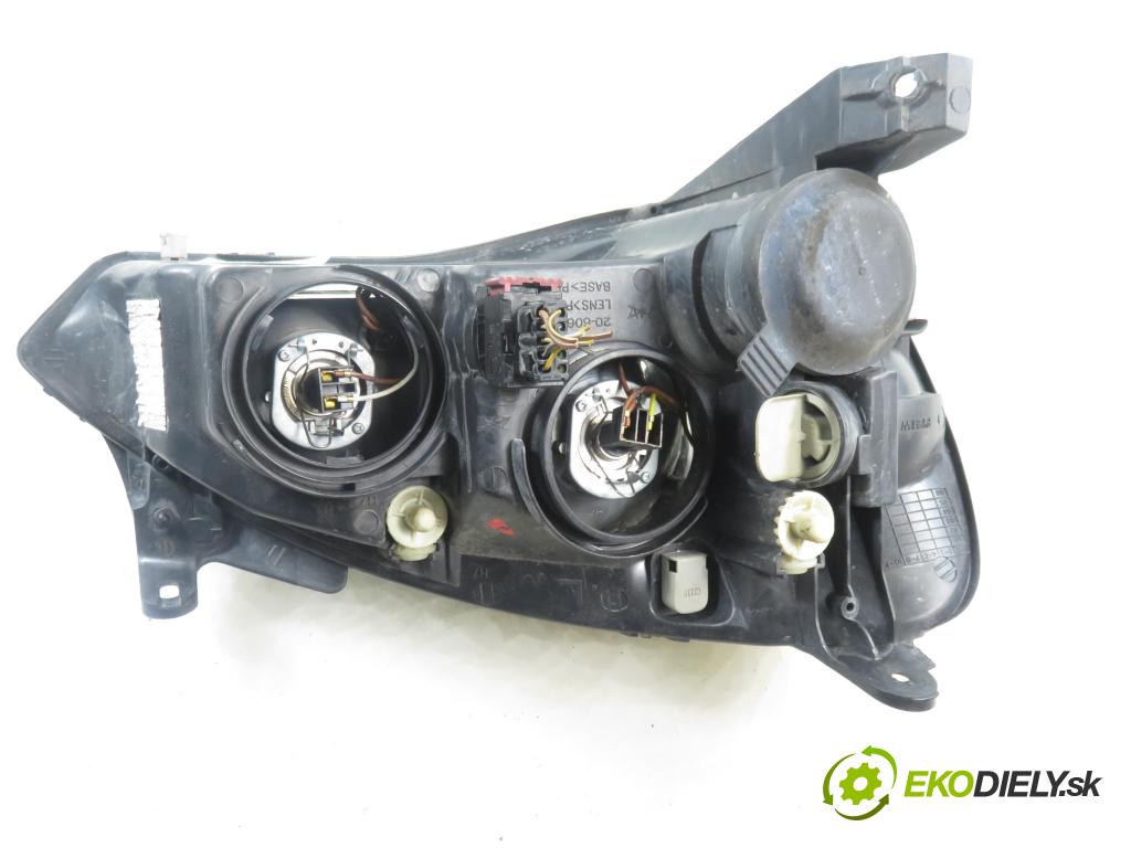 OPEL CORSA C (X01) HB 2002 43,00 1.0 12V 58 - Z 10 XE 973,00 Svetlo LP