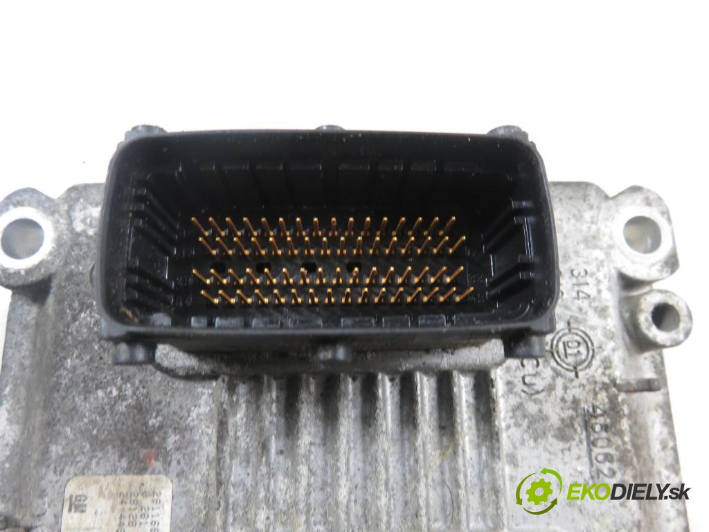 OPEL CORSA C (X01) HB 2002 43,00 1.0 12V 58 - Z 10 XE 973,00 Riadiaca jednotka Motor 0261207421
