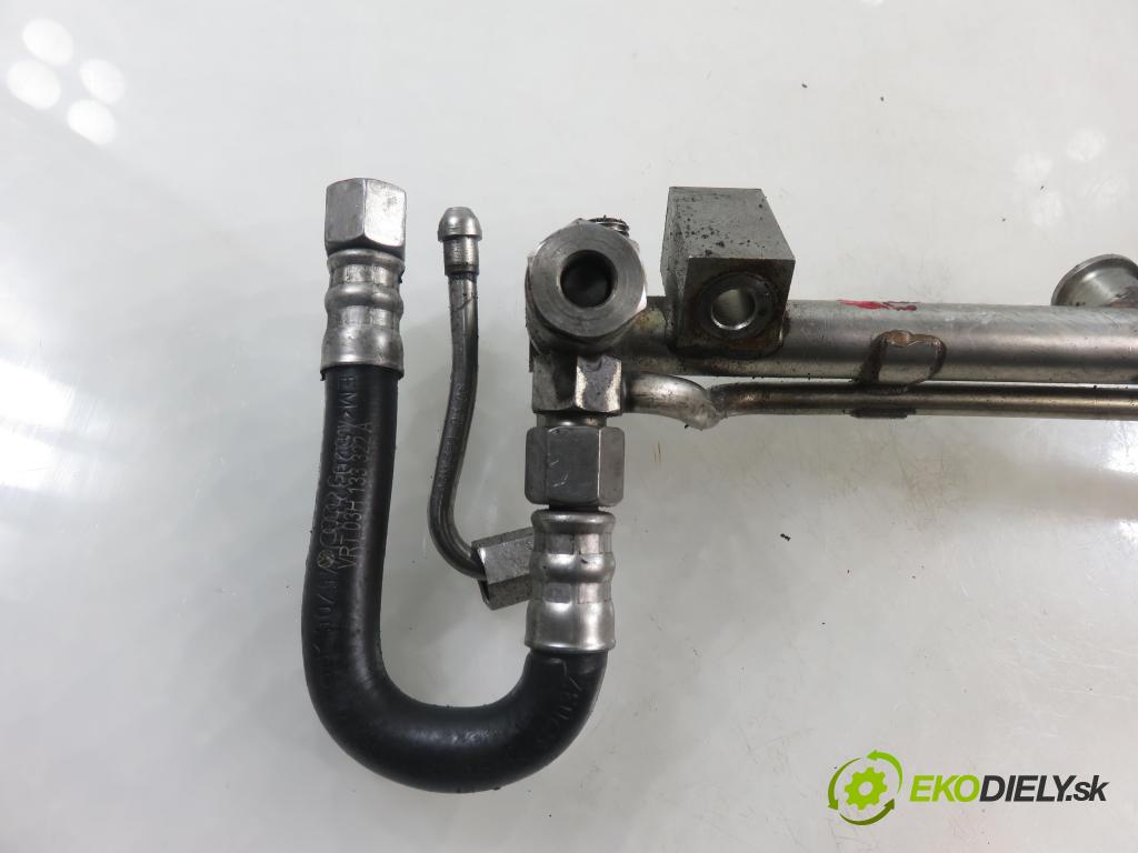 VW PASSAT B6 Variant (3C5) KOMBI 2006 184,00 3.2 FSI 4motion - AXZ 3168,00 lišta vstřikovací 03H906036A ; 03H133316 (Vstřikovací lišta)