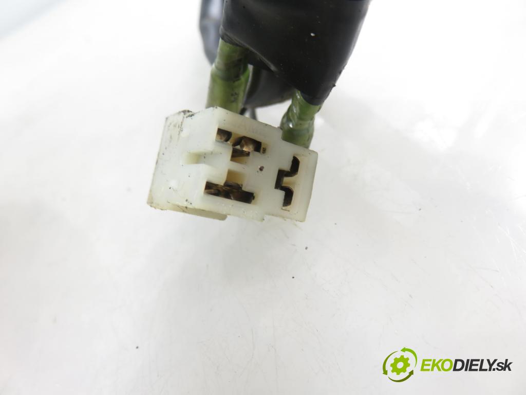 VW TRANSPORTER IV Platforma / podwozie (70E, 70L, 70M, 7DE, 7DL KABINA/PLATFORMA 1993 57,00 2.4 D 78 - AAB 2370,00 Webasto D3LC ; 25182201 (Webasto (nezávislé kúrenie))