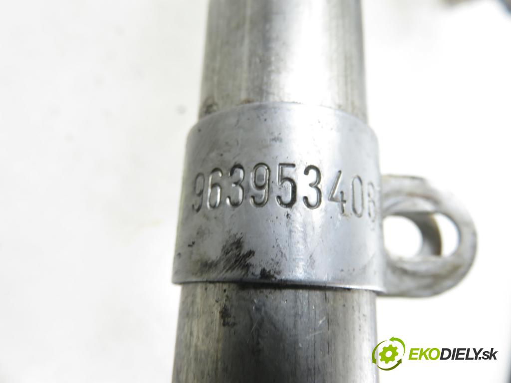 CITROEN C8 (EA_, EB_) MINIVAN 2005 0,00 2.0 HDi - RHT (DW10ATED4) 1997,00 Chladič spalín 869964X ; 9640843480 ; 9639534080