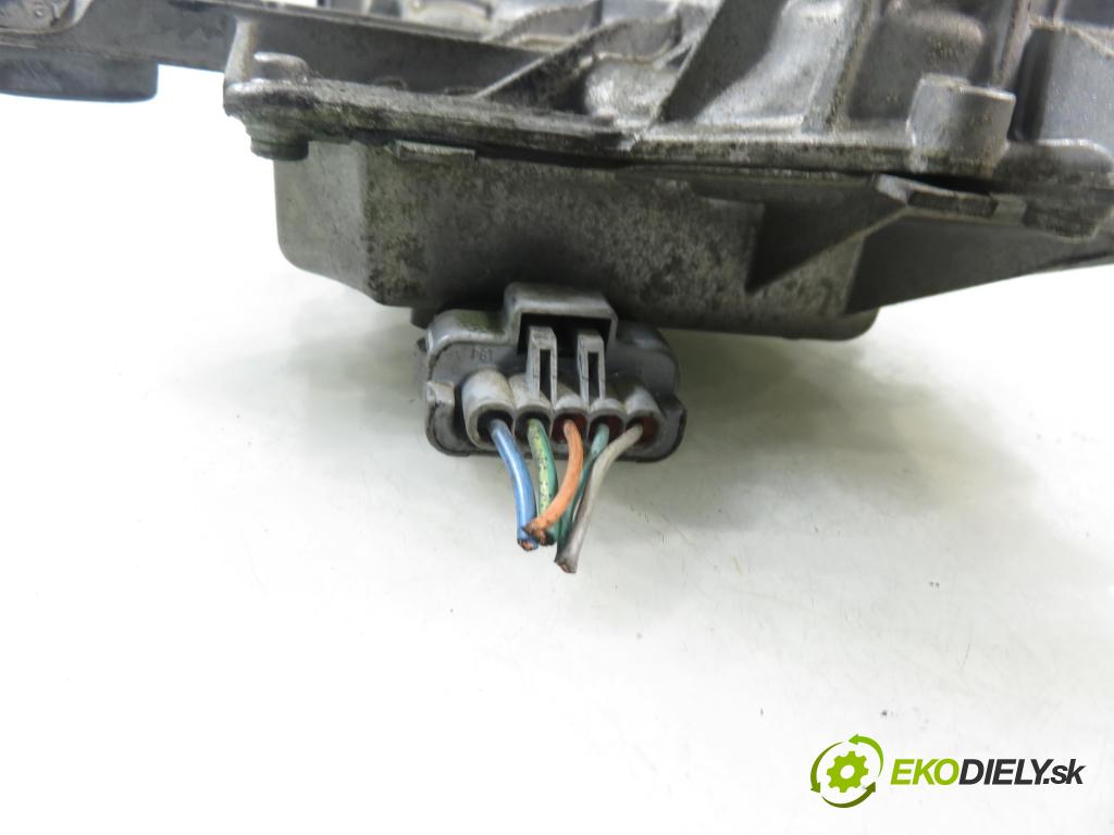 CITROEN C4 Picasso I (UD_) MINIVAN 2010 80,00 1.6 HDi 16V 109 - 9HZ 1560,00 Motorček stieračov 53042446 ; 9687622080