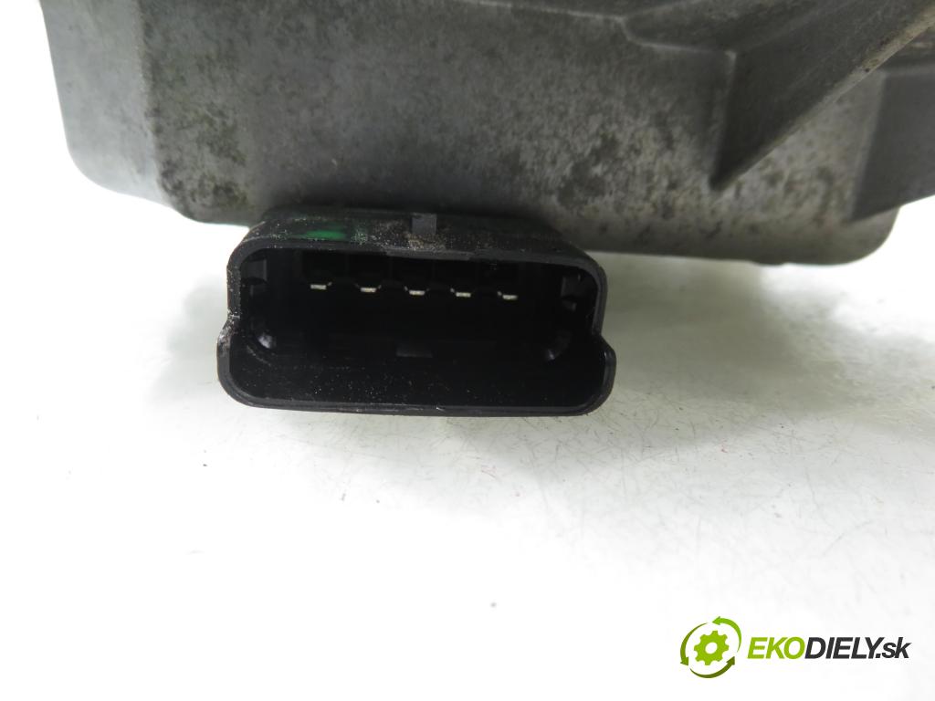 CITROEN C4 Picasso I (UD_) MINIVAN 2010 80,00 1.6 HDi 16V 109 - 9HZ 1560,00 Motorček stieračov 53042446 ; 9687622080