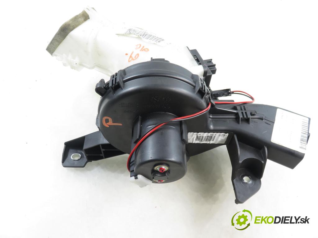 CITROEN C4 Picasso I (UD_) MINIVAN 2010 80,00 1.6 HDi 16V 109 - 9HZ 1560,00 Ventilátor vetráku 9688094880