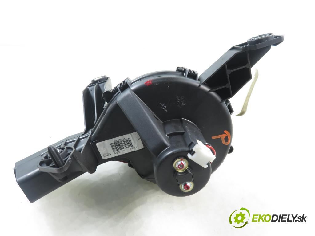 CITROEN C4 Picasso I (UD_) MINIVAN 2010 80,00 1.6 HDi 16V 109 - 9HZ 1560,00 Ventilátor vetráku 9688094880