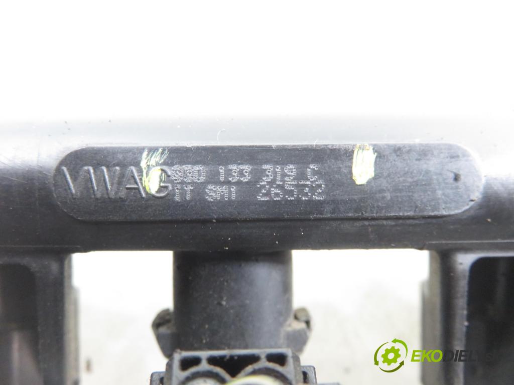 VW POLO (9N_) HB 2003 40,00 1.2 6V 54 - AWY 1198,00 lišta vstřikovací 03D906031C ; 03D133329A ; 03D133319C (Vstřikovací lišta)