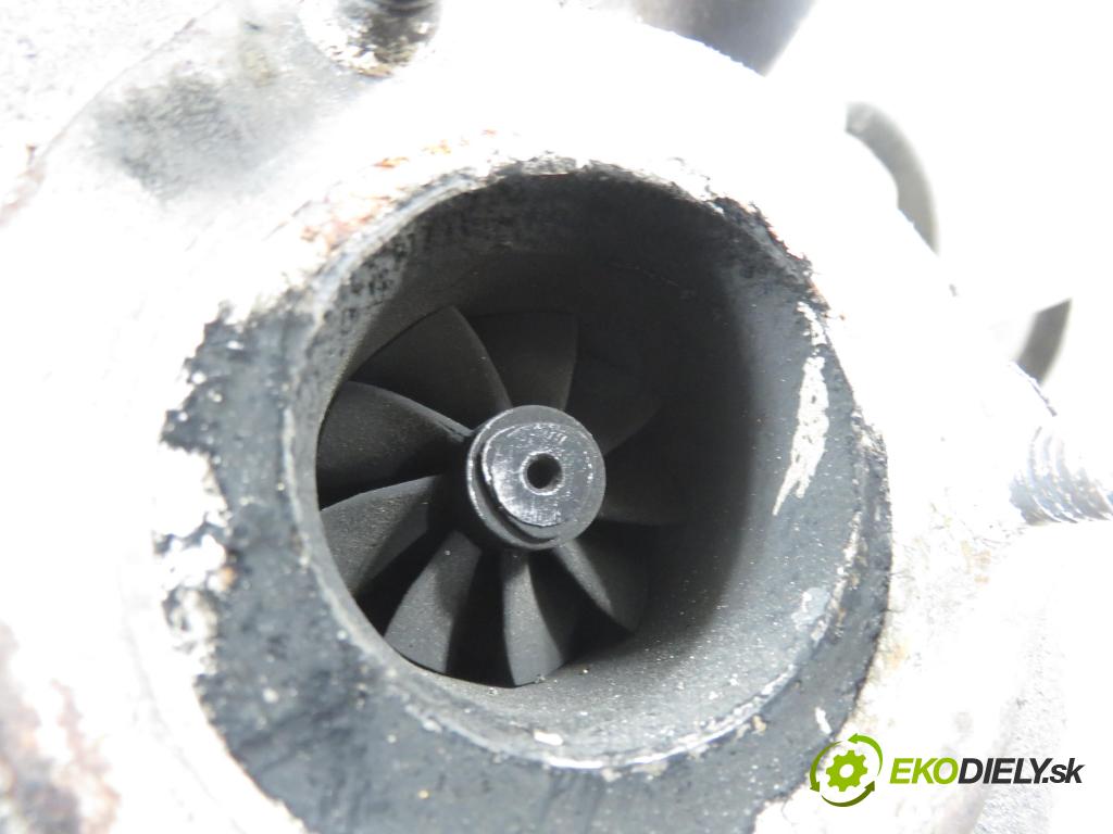 VW PASSAT B5.5 Variant (3B6) KOMBI 2001 96,00 1.9 TDI PD 130 - AVF 1896,00 RYCHLONABÍJEČKA: 038145702E (Kompletní turbodmychadlo)