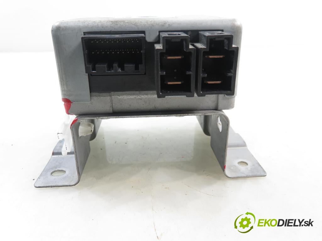 SUZUKI SWIFT III (MZ, EZ) HB 2010 68,00 1.3 4x4 (RS 413) - M13A 1328,00 Riadiaca jednotka servočerpadlo 3872073K10 (Riadiaca jednotka)