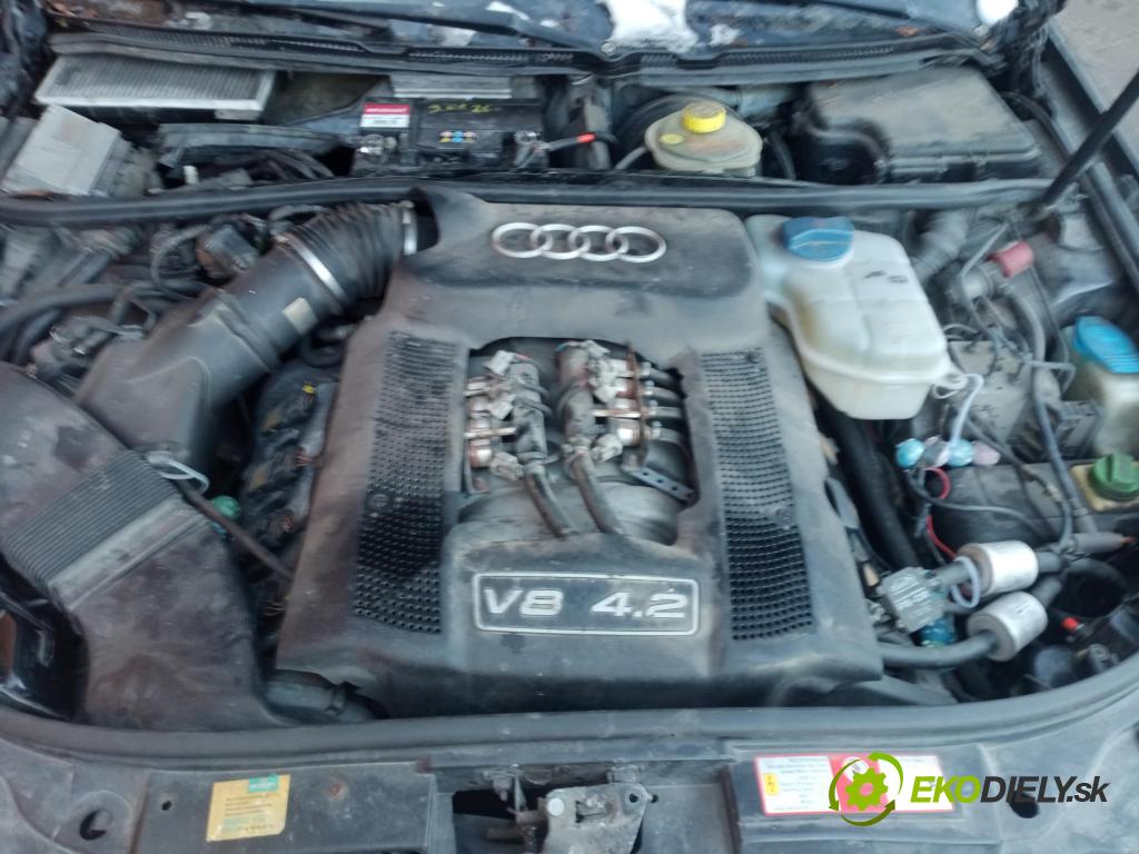 AUDI A6 Avant (4B5, C5) KOMBI 2001 220,00 4.2 quattro - ASG 4172,00 Motor benz. ASG