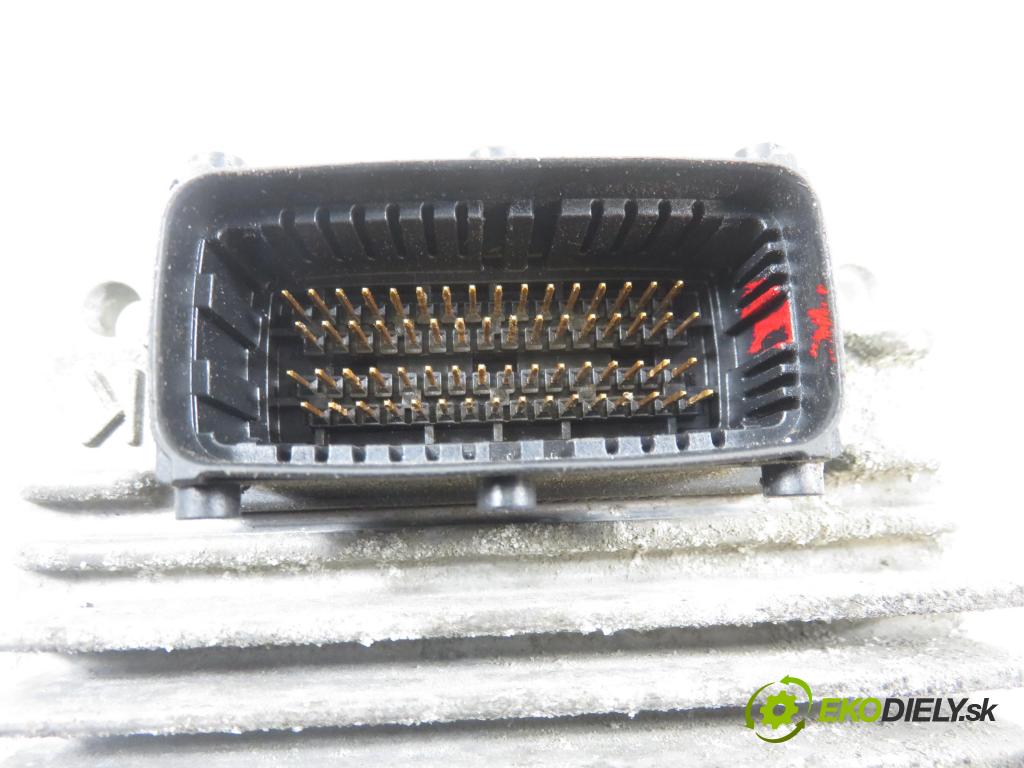 OPEL ASTRA G liftback (T98) HB 2002 66,00 1.4 16V - Z 14 XE 1389,00 Riadiaca jednotka Motor 12242030