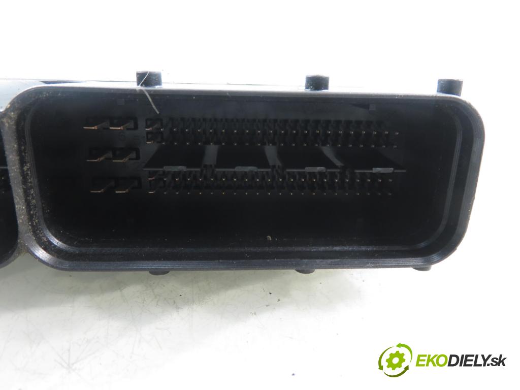 OPEL AGILA (B) (H08) HB 2008 55,00 1.3 CDTI - Z 13 DTJ 1248,00 Riadiaca jednotka Motor 55563976 ; 3392051KP0