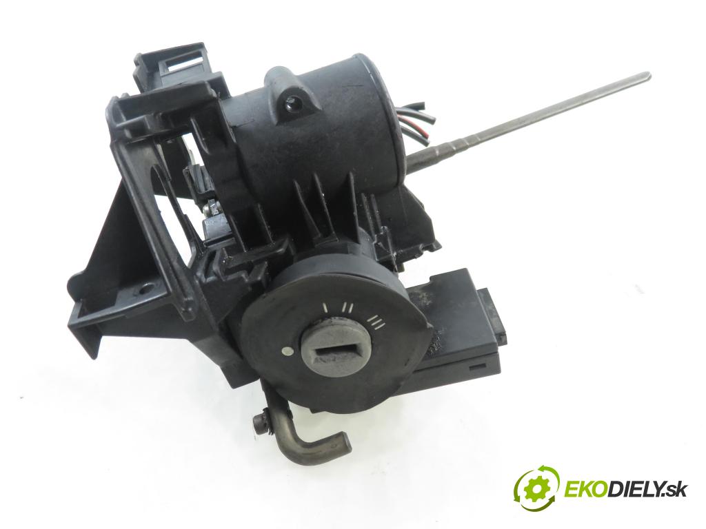 OPEL ASTRA G liftback (T98) HB 2002 66,00 1.4 16V - Z 14 XE 1389,00 spinačka 90589389 ; 24445098 ; 5WK4763 (Spínacia skrinka)