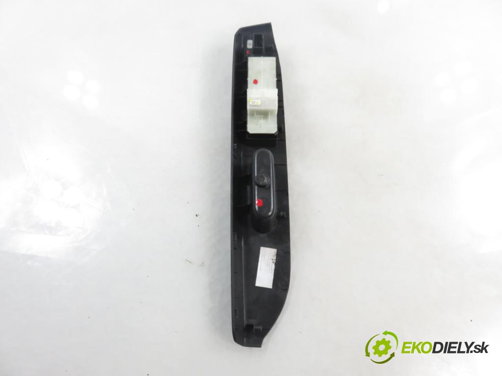 OPEL AGILA (B) (H08) HB 2008 55,00 1.3 CDTI - Z 13 DTJ 1248,00 Panel ovládania okien 62J10 ; 62J102657T