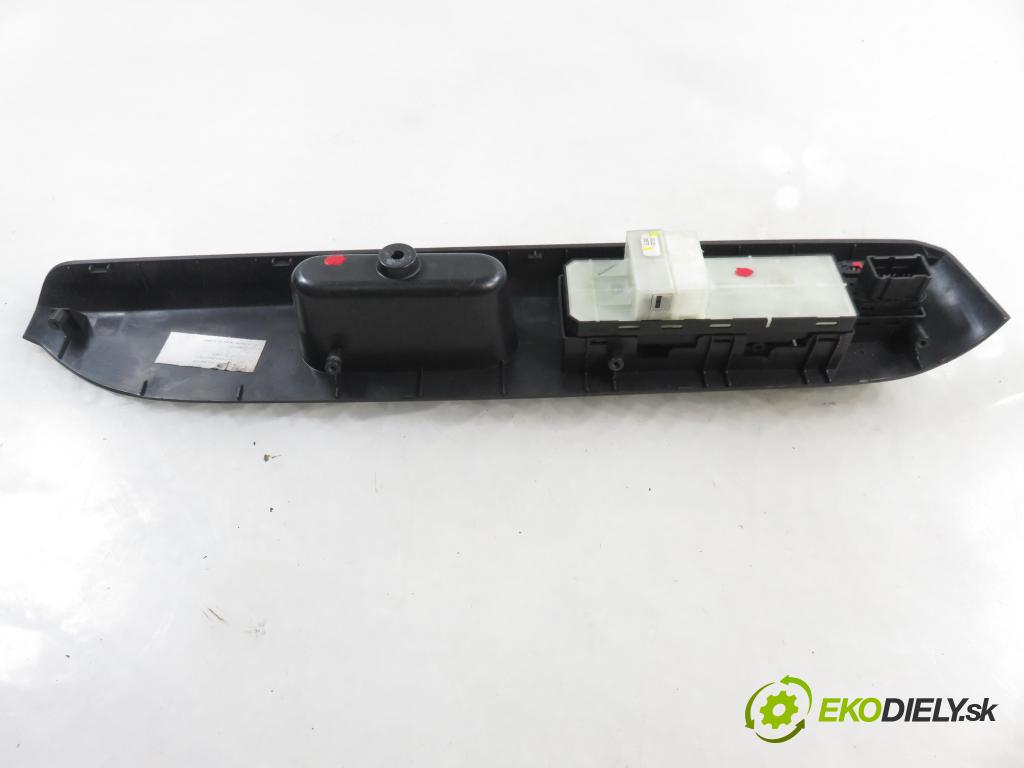 OPEL AGILA (B) (H08) HB 2008 55,00 1.3 CDTI - Z 13 DTJ 1248,00 Panel ovládania okien 62J10 ; 62J102657T