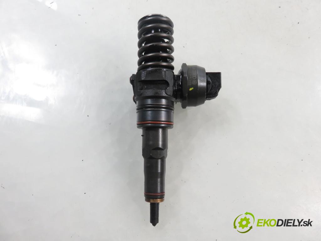 VW POLO (9N_) HB 2002 55,00 1.4 TDI PD 75 - AMF 1422,00 Vstrekovač 038130073AQ ; 0414720213 (Vstrekovač paliva)