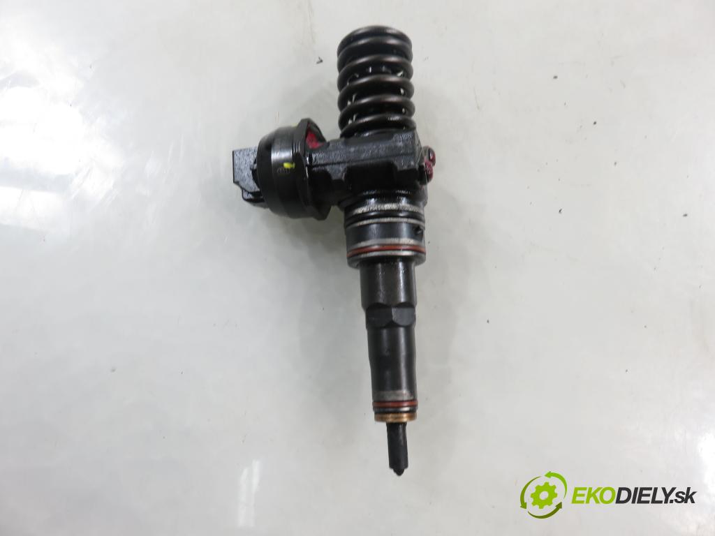 VW POLO (9N_) HB 2002 55,00 1.4 TDI PD 75 - AMF 1422,00 Vstrekovač 038130073AQ ; 0414720213 (Vstrekovač paliva)