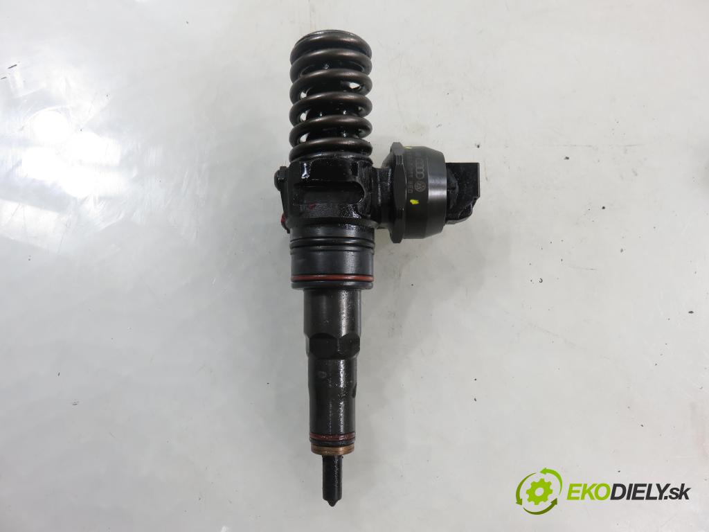 VW POLO (9N_) HB 2002 55,00 1.4 TDI PD 75 - AMF 1422,00 Vstrekovač 038130073AQ ; 0414720213 (Vstrekovač paliva)