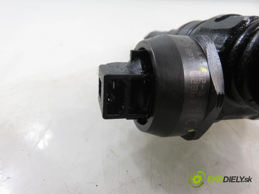 VW POLO (9N_) HB 2002 55,00 1.4 TDI PD 75 - AMF 1422,00 Vstrekovač 038130073AQ ; 0414720213 (Vstrekovač paliva)