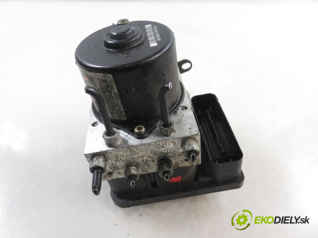 BMW 3 (E90) SEDAN 2005 95,00 318 i 129 - N46 B20 B 1995,00 Pumpa ABS 10096008303 ; 6772214 ; 6772213 (Pumpa ABS)