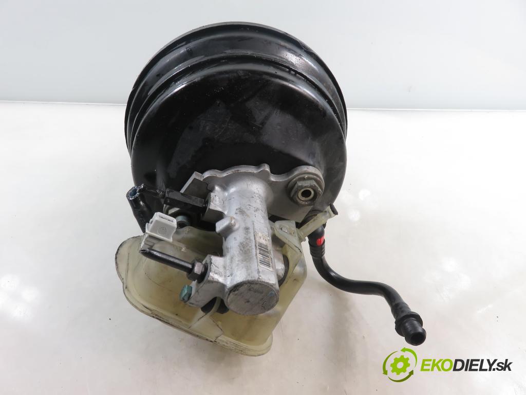 VW PASSAT B5 Variant (3B5) KOMBI 2000 85,00 1.9 TDI - ATJ 1896,00 Posilovač 4B3612105 (Servočerpadlo)