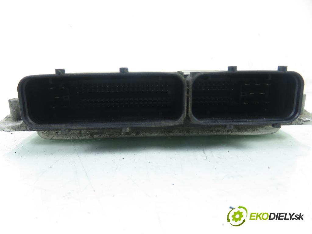 VW GOLF IV (1J1) HB 2000 96,00 1.9 TDI - ASZ 1896,00 Riadiaca jednotka Motor 038906019FG ; 0281010702
