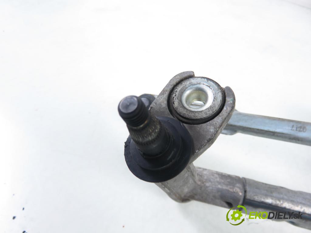VW GOLF IV (1J1) HB 2000 96,00 1.9 TDI - ASZ 1896,00 Motorček stieračov 1J1955113B ; 0390241502