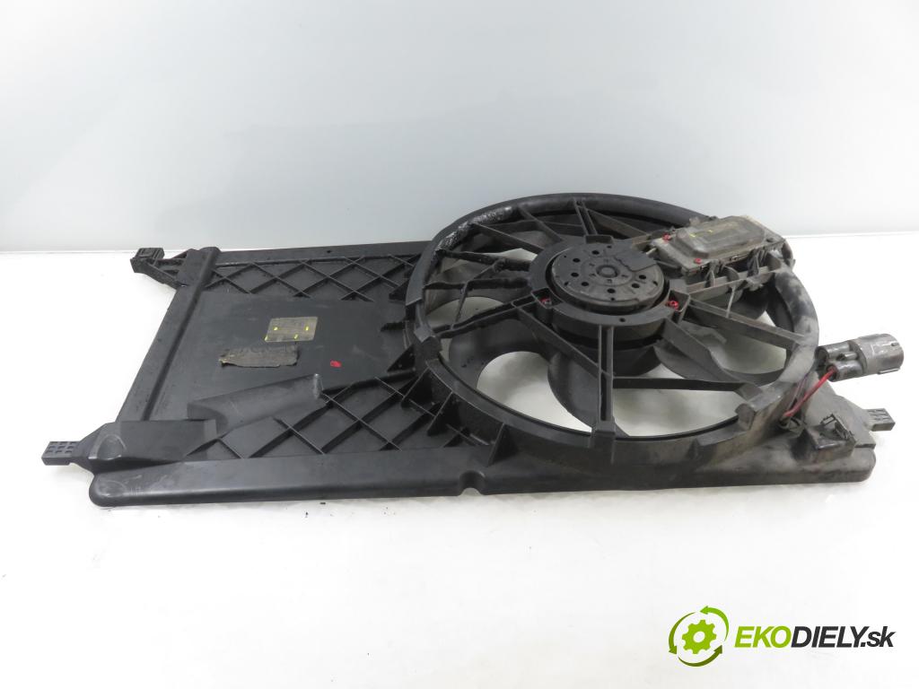 FORD FOCUS C-MAX (DM2) MINIVAN 2004 80,00 1.6 TDCi 109 - G8DA 1560,00 Ventilátor chladič klíma/voda 3M5H8C607RD ; 1137328148 ; 0130303930