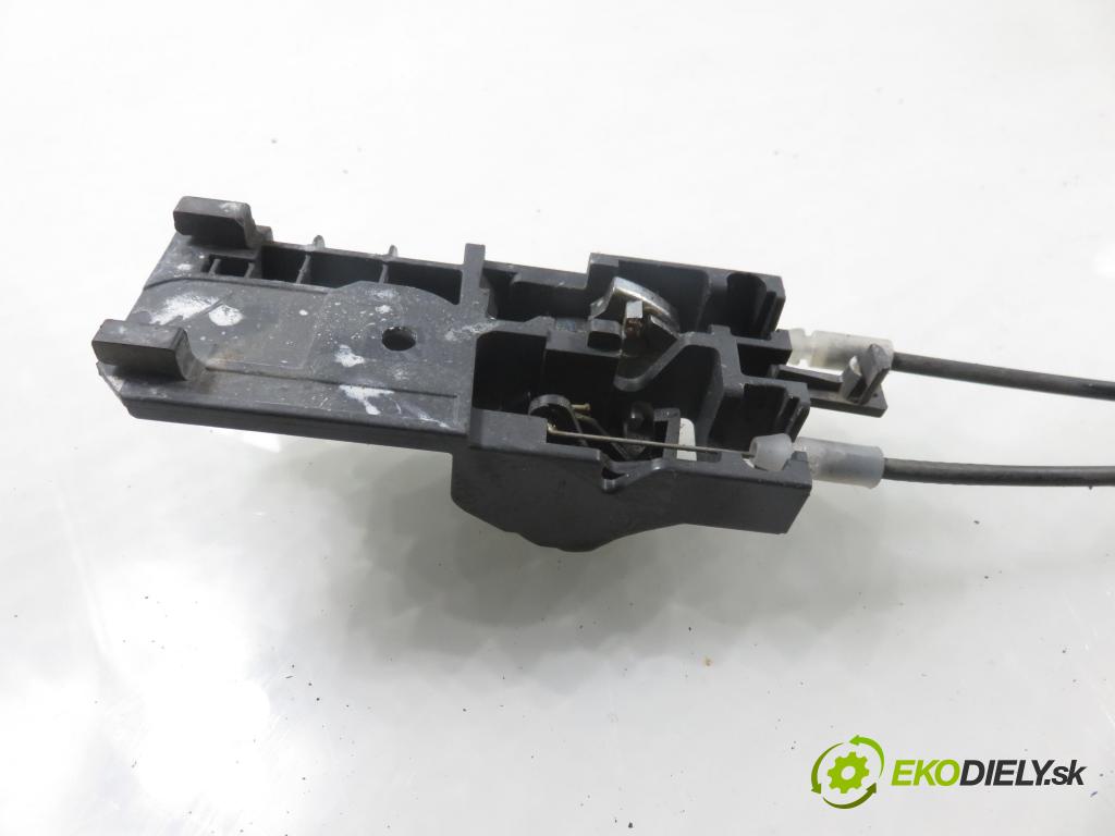 SUZUKI SWIFT III (MZ, EZ) HB 2010 68,00 1.3 4x4 (RS 413) - M13A 1328,00 zámok PTE