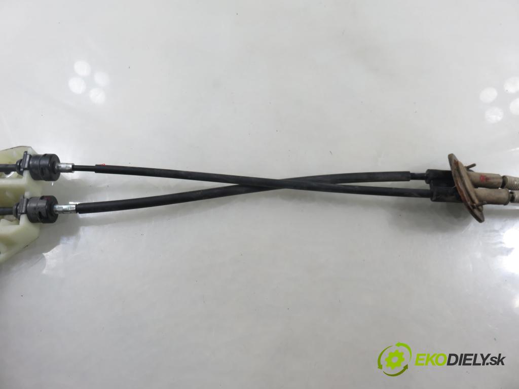 SUZUKI SWIFT III (MZ, EZ) HB 2010 68,00 1.3 4x4 (RS 413) - M13A 1328,00 ZVEDÁK: