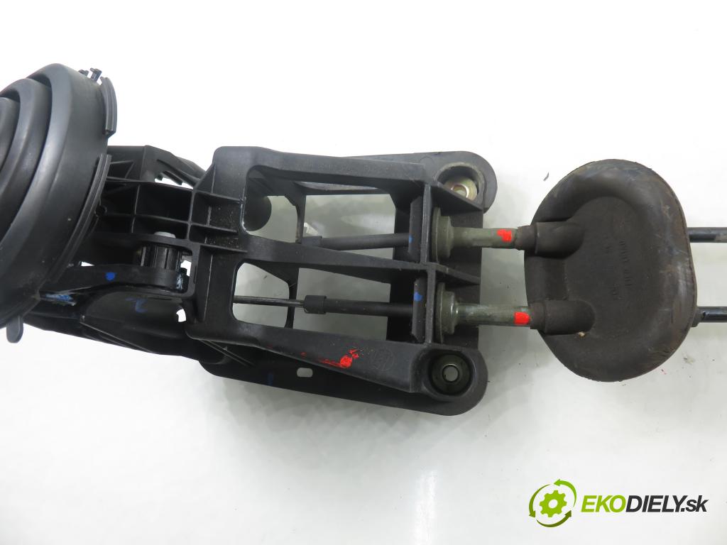 CITROEN C3 I (FC_) HB 2002 54,00 1.4 i - KFV (TU3JP) 1360,00 ZVEDÁK: 9647821280