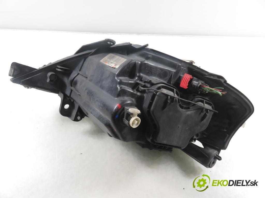 CITROEN C3 I (FC_) HB 2002 54,00 1.4 i - KFV (TU3JP) 1360,00 Svetlo PP 9647214180