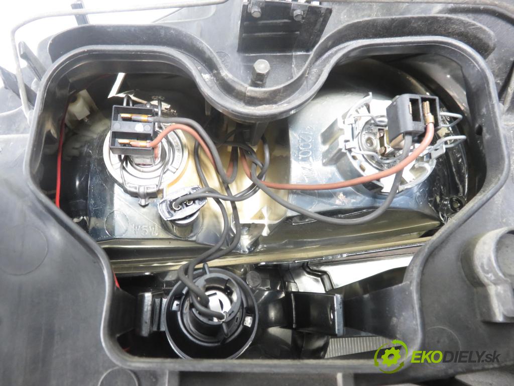 CITROEN C3 I (FC_) HB 2002 54,00 1.4 i - KFV (TU3JP) 1360,00 Svetlo PP 9647214180