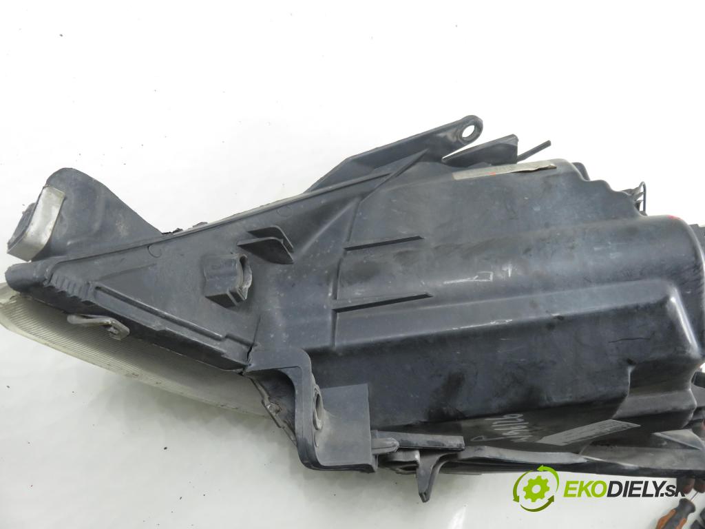 CITROEN C3 I (FC_) HB 2002 54,00 1.4 i - KFV (TU3JP) 1360,00 Svetlo PP 9647214180