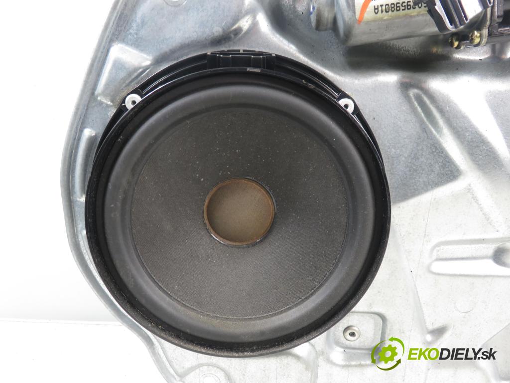 VW POLO (9N_) HB 2002 55,00 1.4 TDI PD 75 - AMF 1422,00 Mechanizmus okien 6Q4837402H ; 6Q2959801A