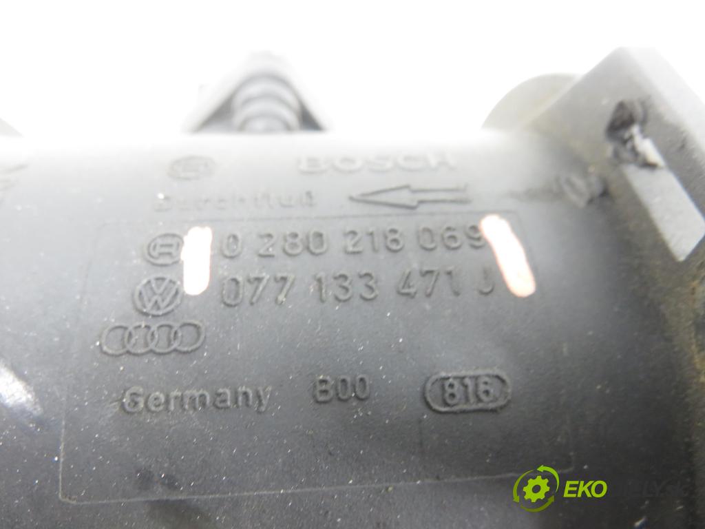 AUDI A6 Avant (4B5, C5) KOMBI 2001 220,00 4.2 quattro - ASG 4172,00 váha vzduchu vzduchu 0280218069 ; 077133471J