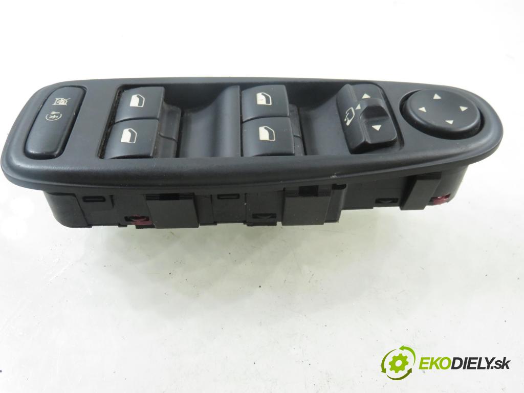 CITROEN C4 Picasso I (UD_) MINIVAN 2010 80,00 1.6 HDi 16V 109 - 9HZ 1560,00 Panel ovládania okien 96639383ZD