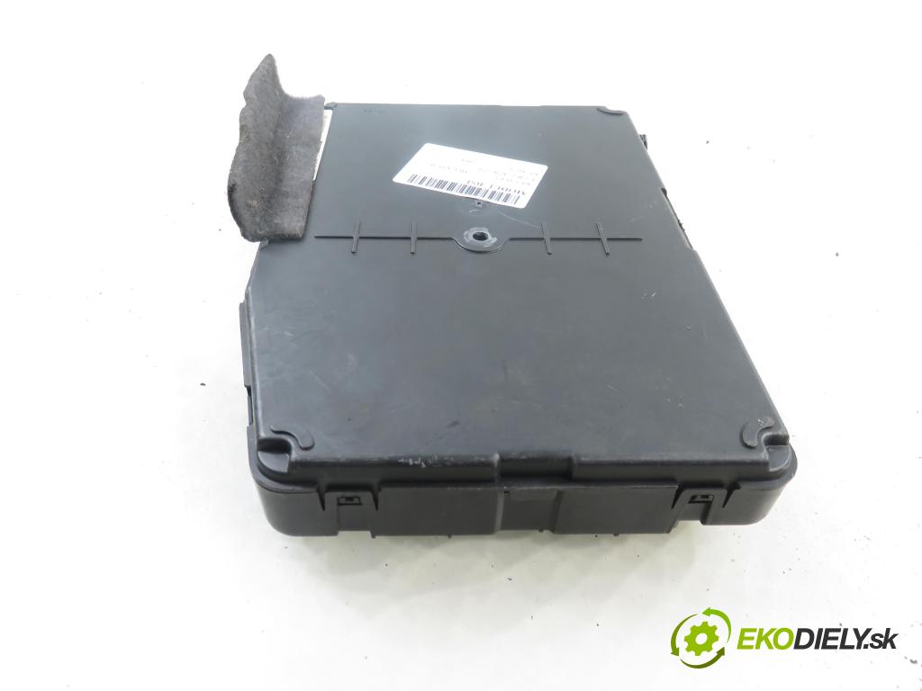 RENAULT MEGANE II (BM0/1_, CM0/1_) HB 2004 0,00 1.5 dCi - K9K 728 1461,00 MODUL BSI 8200309690 ; 8200326040