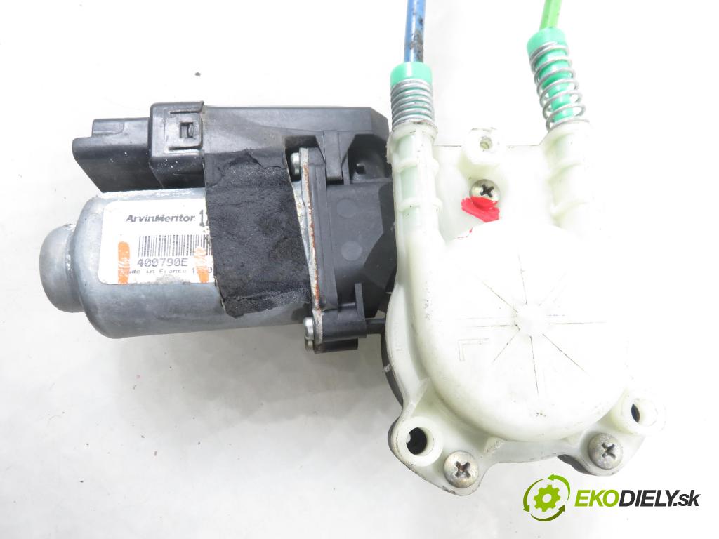 RENAULT MEGANE II (BM0/1_, CM0/1_) HB 2004 0,00 1.5 dCi - K9K 728 1461,00 Mechanizmus okien 400790E