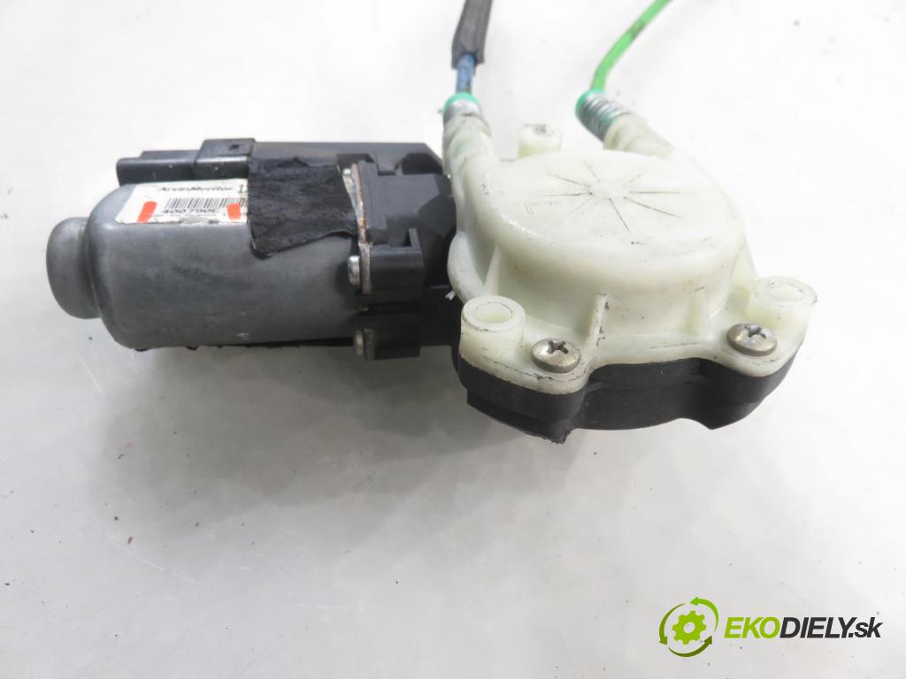 RENAULT MEGANE II (BM0/1_, CM0/1_) HB 2004 0,00 1.5 dCi - K9K 728 1461,00 Mechanizmus okien 400790E