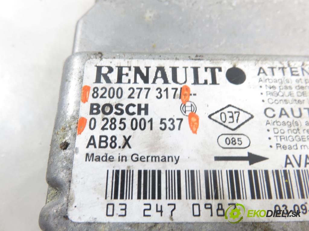 RENAULT CLIO II (BB_, CB_) HB 2003 43,00 1.2 8V 58 - D7F 726 1149,00 MODUL air BAG 0285001537 ; 8200277317