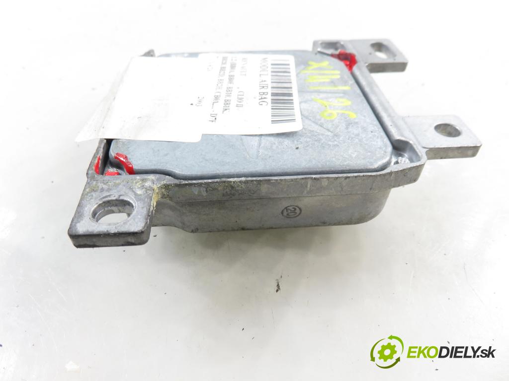 RENAULT CLIO II (BB_, CB_) HB 2003 43,00 1.2 8V 58 - D7F 726 1149,00 MODUL air BAG 0285001537 ; 8200277317