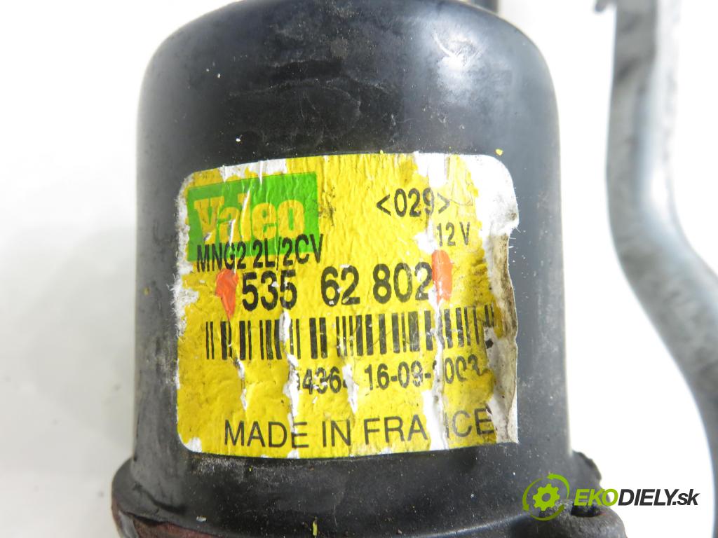 RENAULT CLIO II (BB_, CB_) HB 2003 43,00 1.2 8V 58 - D7F 726 1149,00 Motorček stieračov 53562802