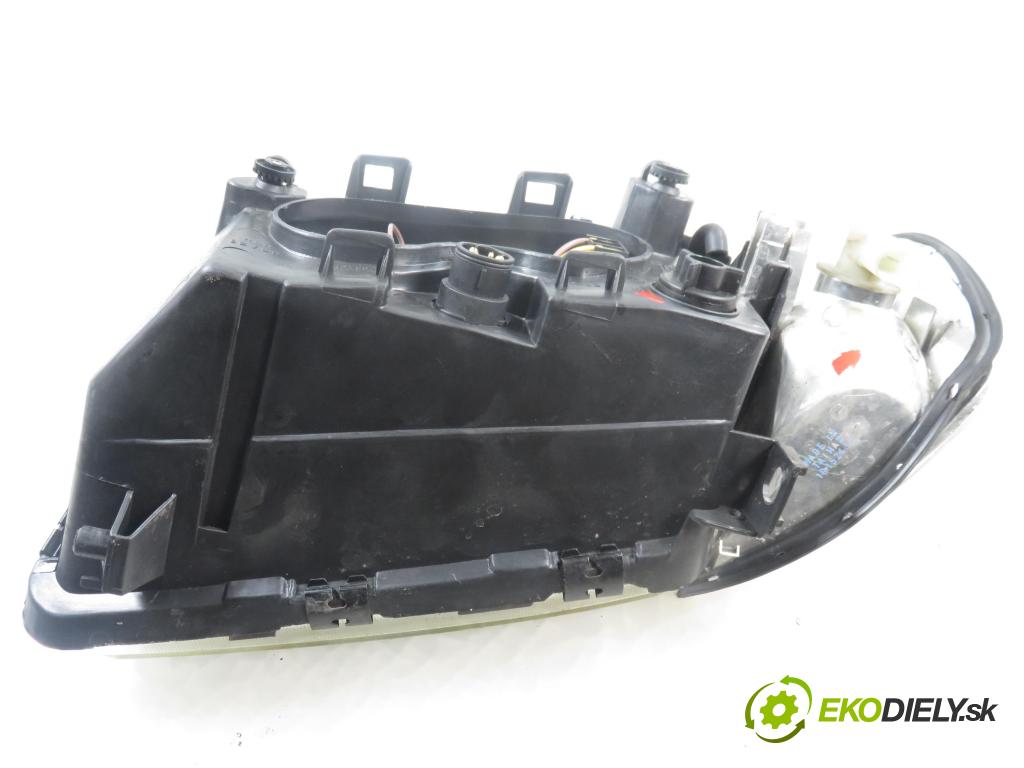 AUDI A3 (8L1) HB 2000 81,00 1.9 TDI 110 - AHF 1896,00 Svetlo PP