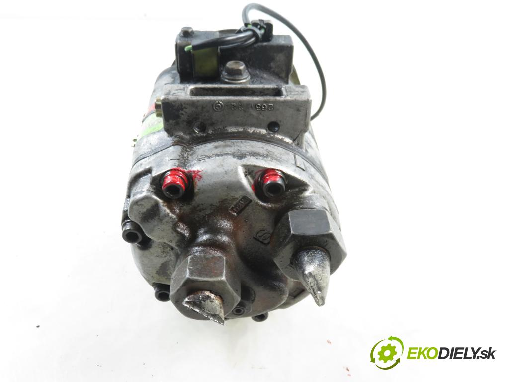 VW PASSAT B5 (3B2) SEDAN 1998 81,00 1.9 TDI 110 - AFN 1896,00 KOMPRESOR: klimatizace 8D0260805D ; 5062310501 ; 560310781 (Kompresor klimatizace)