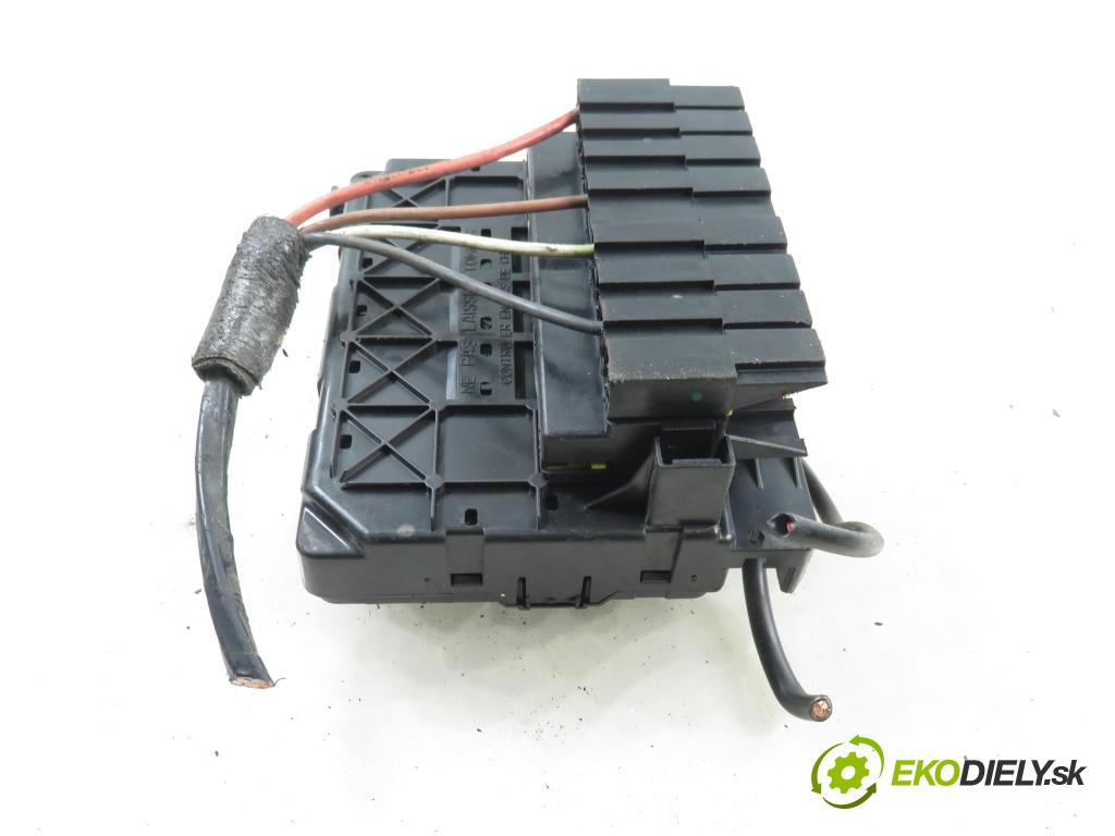 PEUGEOT PARTNER Combispace (5F) KOMBIVAN 2003 51,00 1.9 D - WJY (DW8B) 1868,00 MODUL BSM 9643498980